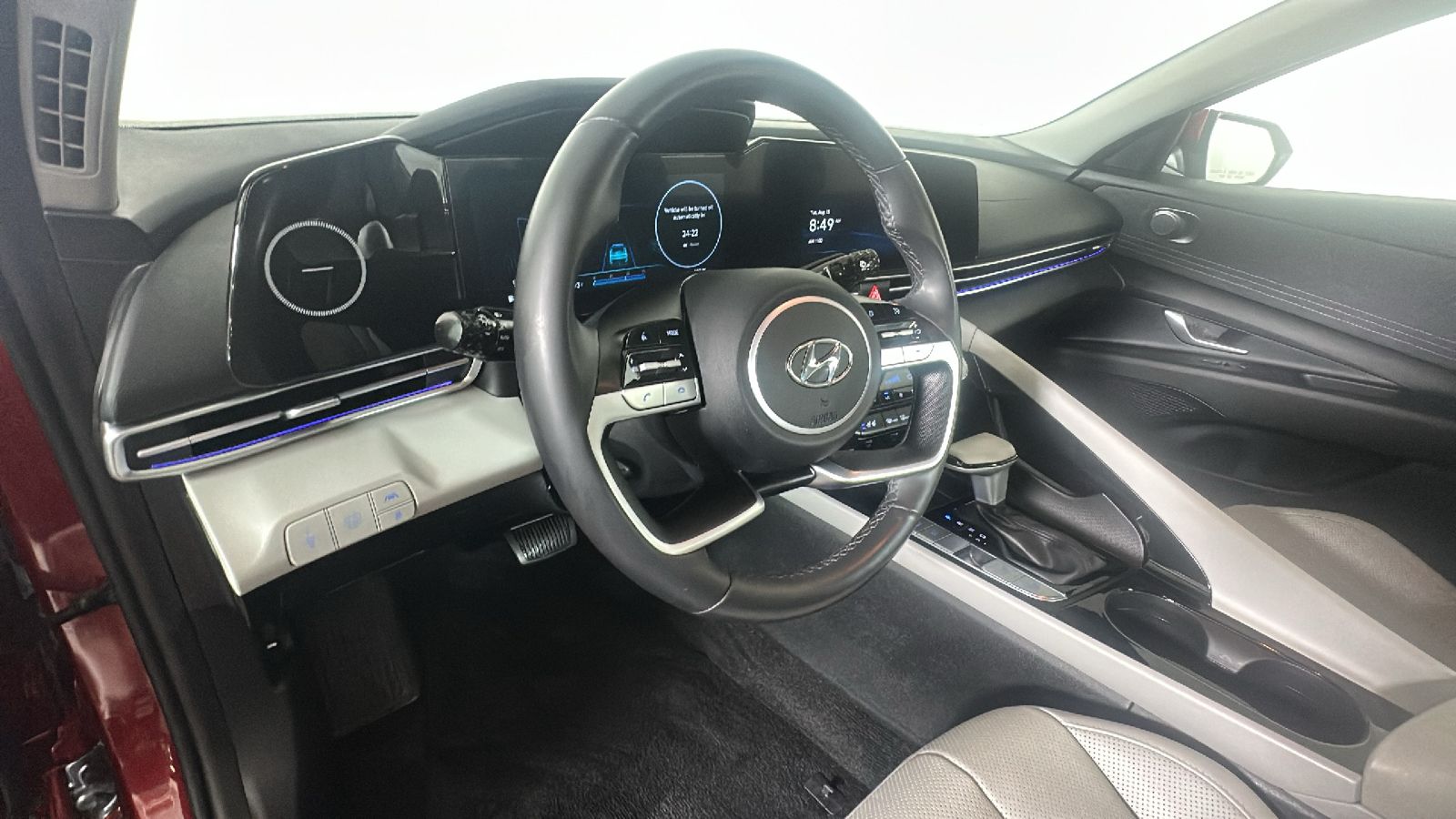 2023 Hyundai Elantra Limited - Photo 17