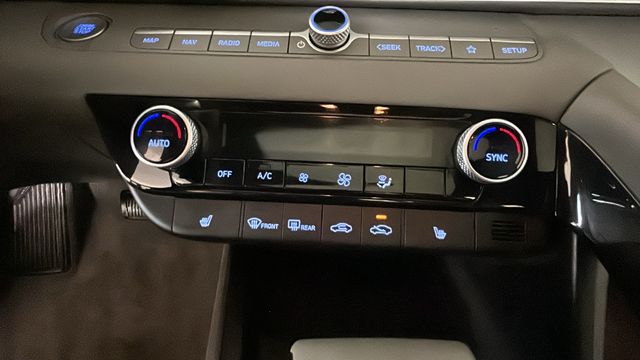 2024 Hyundai Elantra SEL - Photo 22
