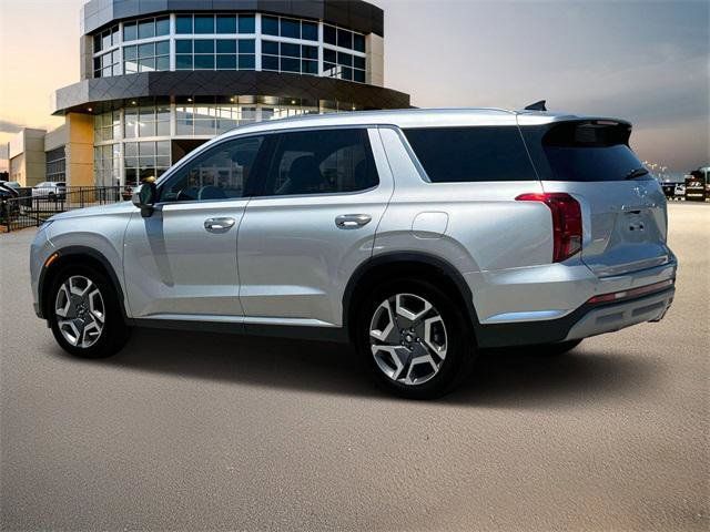 2025 Hyundai Palisade Limited - Photo 5
