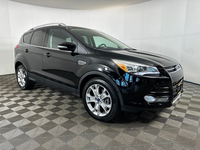 2016 Ford Escape Titanium photo 2