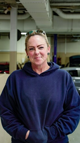 Staff member Shawna Bratcher from ID_849dd9cec06e