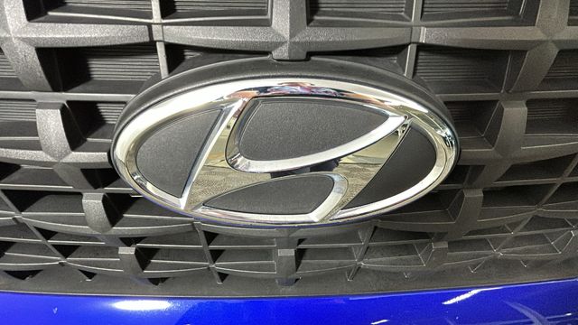 2025 Hyundai Venue SE - Photo 8