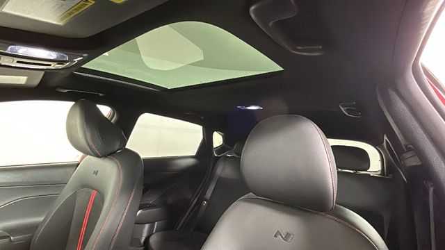 2025 Hyundai Kona N Line - Photo 13