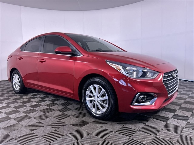 Used 2022 Hyundai Accent SEL with VIN 3KPC24A63NE172233 for sale in Cuyahoga Falls, OH