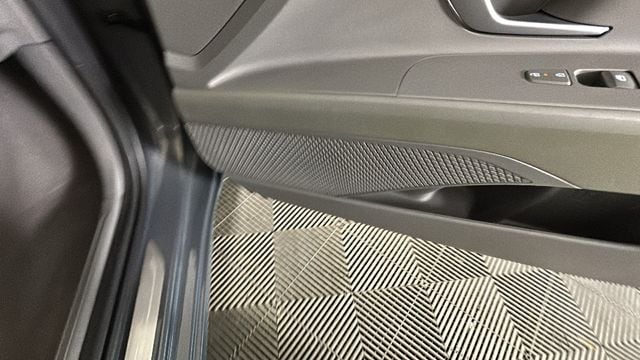 2024 Hyundai Elantra SEL - Photo 31