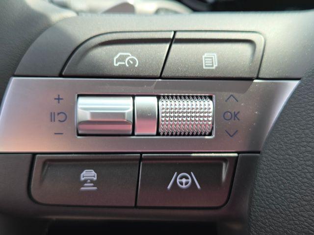 2026 Hyundai Kona Limited - Photo 32