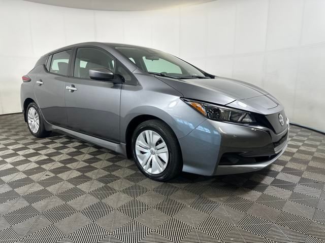 Used 2023 Nissan Leaf S with VIN 1N4AZ1BV4PC561504 for sale in Cuyahoga Falls, OH