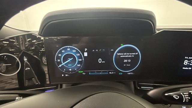 2025 Hyundai Elantra Blue - Photo 18