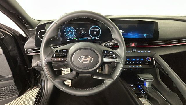 2025 Hyundai Elantra Blue - Photo 15