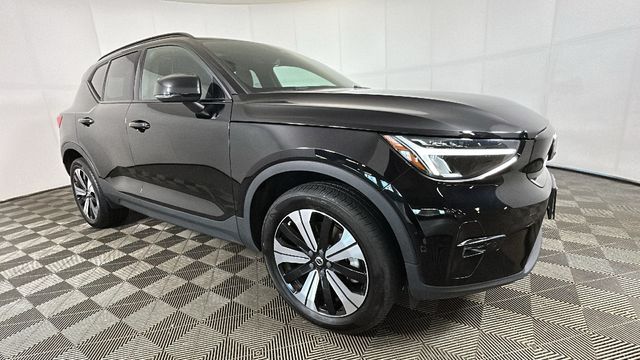Used 2023 Volvo XC40 Plus with VIN YV4ED3UL8P2989726 for sale in Cuyahoga Falls, OH
