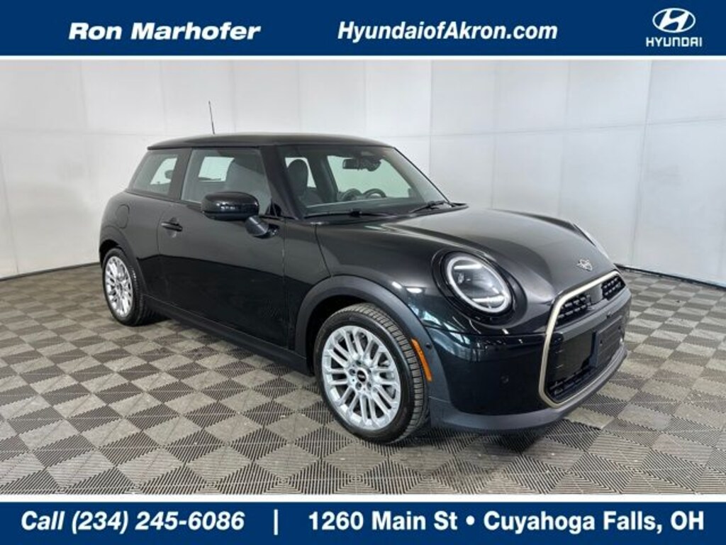 Used 2025 MINI Hardtop 2 Door Iconic Hatchback