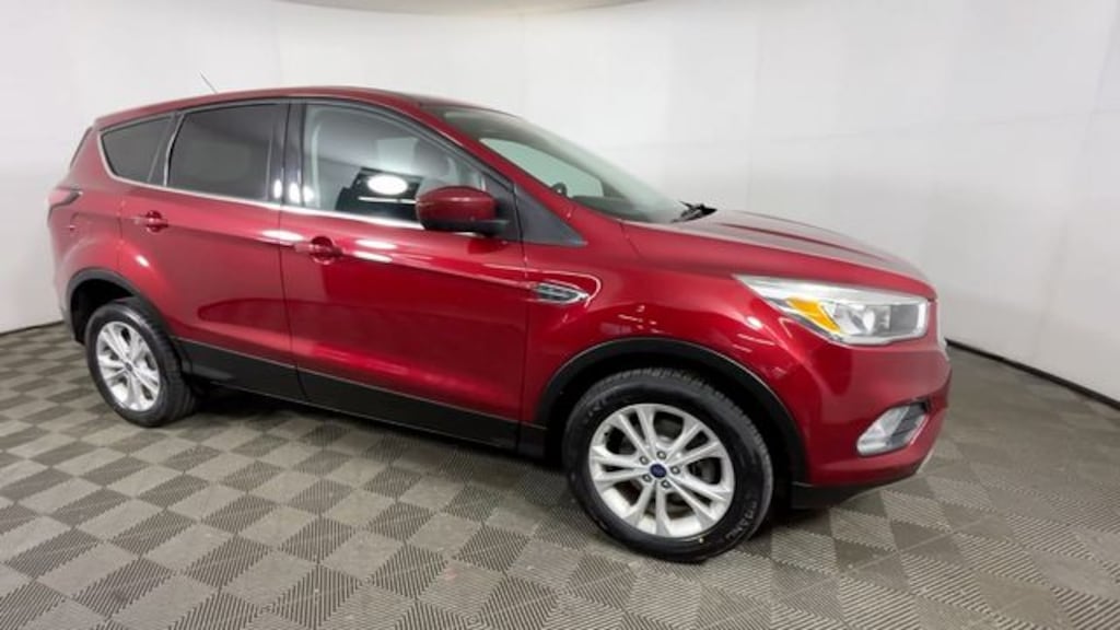 Used 2017 Ford Escape SE SUV