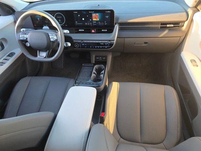 2025 Hyundai IONIQ 5 SEL - Photo 17