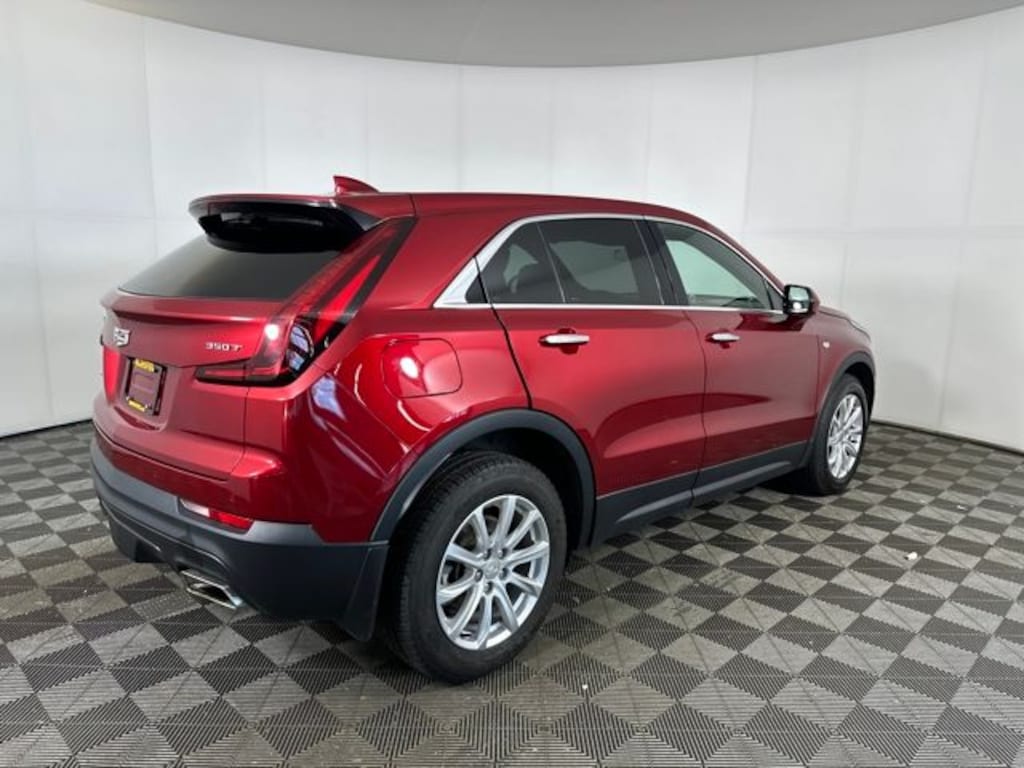 Used 2021 CADILLAC XT4 Luxury SUV