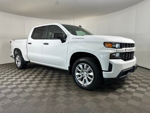 Used 2021 Chevrolet Silverado 1500 Custom with VIN 3GCPYBEK2MG296279 for sale in Cuyahoga Falls, OH