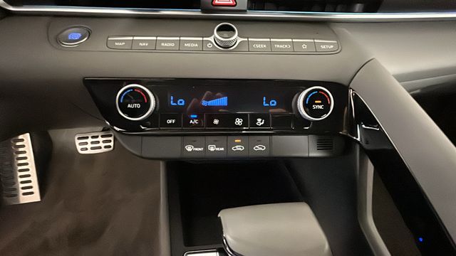 2025 Hyundai Elantra Blue - Photo 23