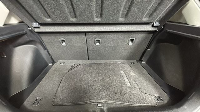 2025 Hyundai Venue SE - Photo 28