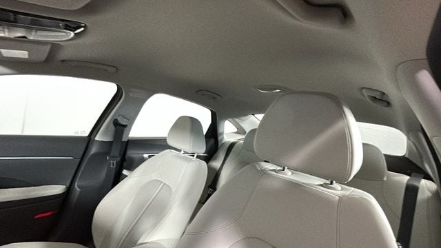 2026 Hyundai Sonata SE - Photo 12
