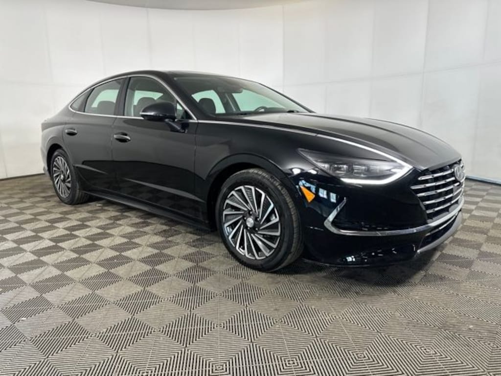 Used 2023 Hyundai Sonata Hybrid Limited Sedan