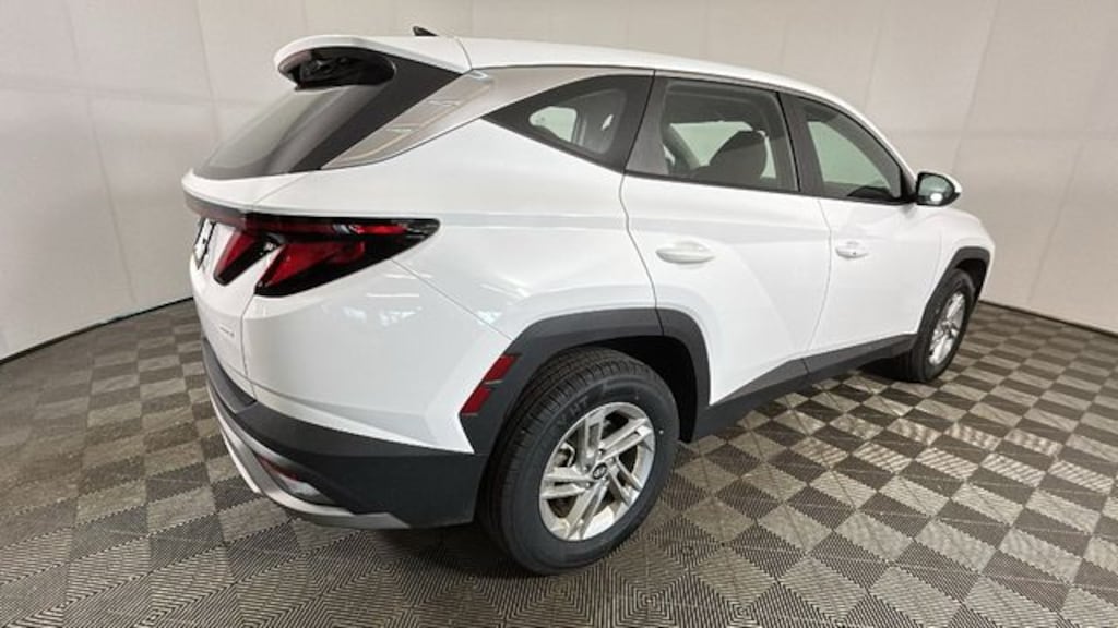 Certified 2025 Hyundai Tucson SE SUV