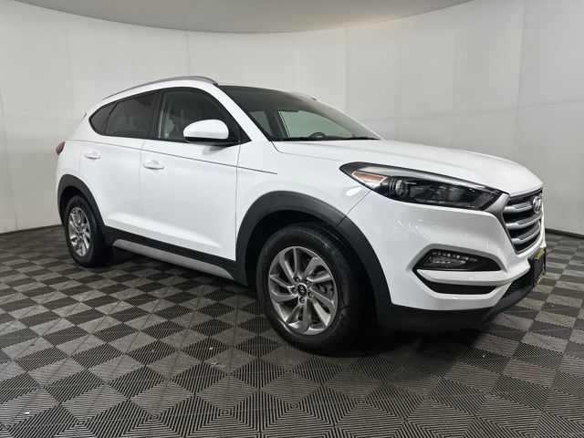 Used 2018 Hyundai Tucson SEL with VIN KM8J3CA41JU714806 for sale in North Canton, OH
