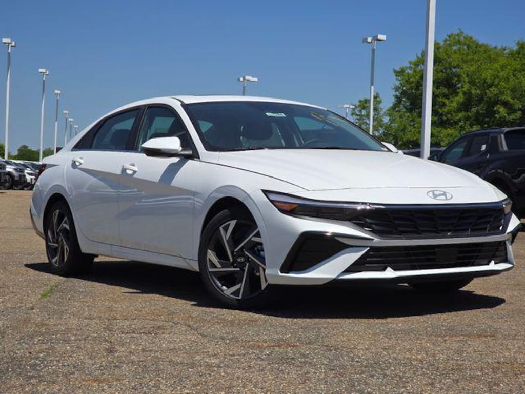 New 2026 Hyundai Elantra Limited Sedan