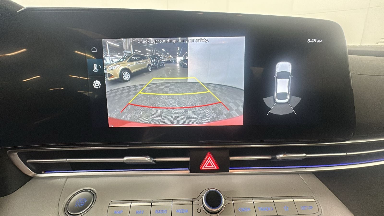 2023 Hyundai Elantra Limited - Photo 27