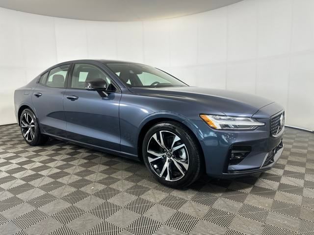 7JRL12TL9RG313243