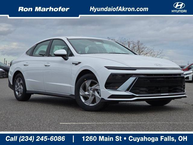 2026 Hyundai Sonata SE's photo