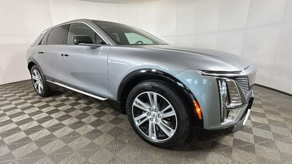 Used 2024 CADILLAC LYRIQ Tech SUV