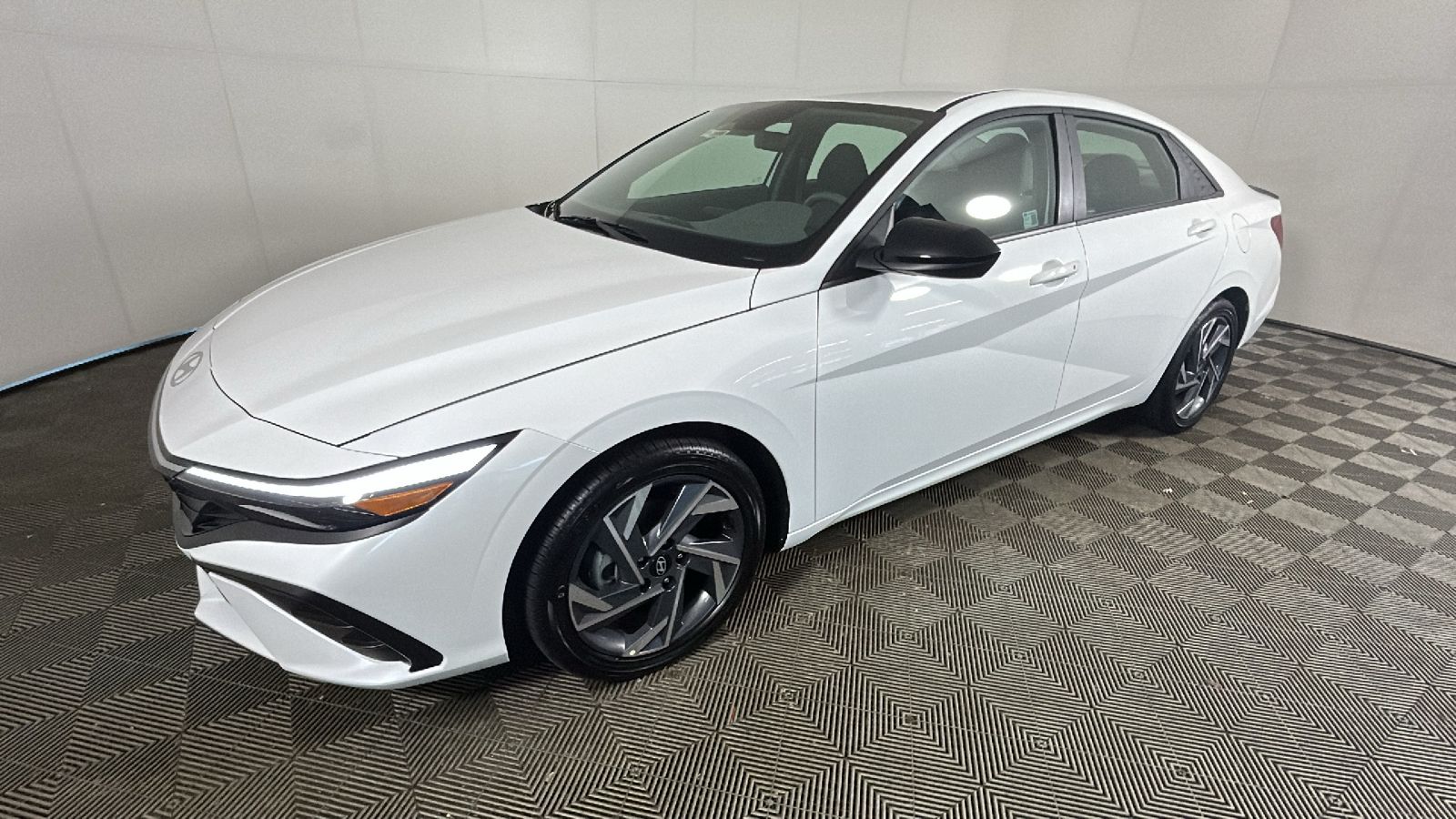 2025 Hyundai Elantra Blue - Photo 8