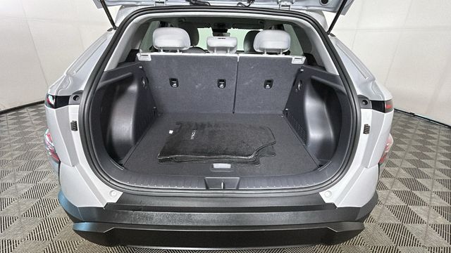 2025 Hyundai Kona SEL - Photo 28