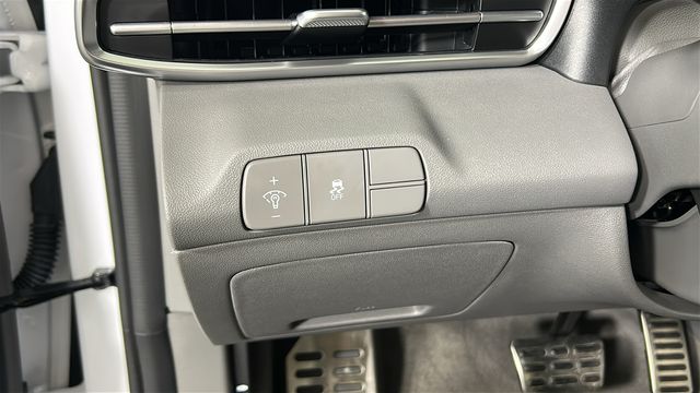 2025 Hyundai Elantra SEL - Photo 19