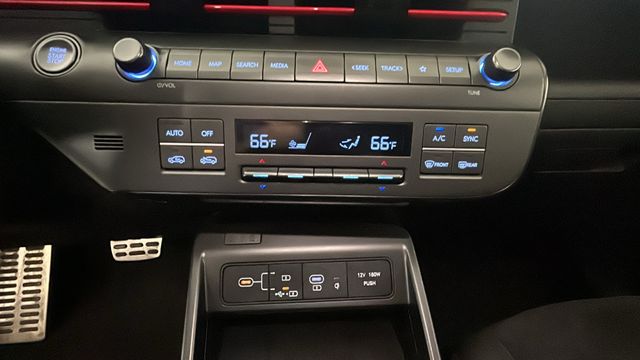 2024 Hyundai Kona N Line - Photo 23