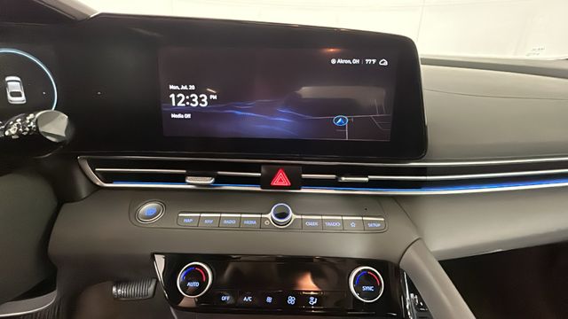 2024 Hyundai Elantra SEL - Photo 23