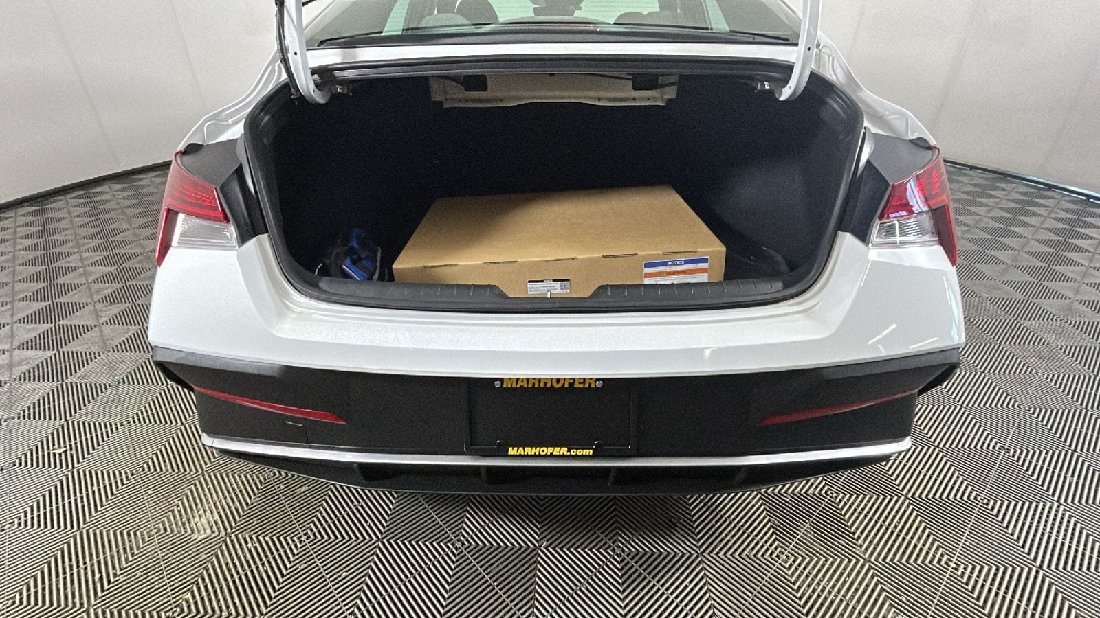 2025 Hyundai Elantra Blue - Photo 30