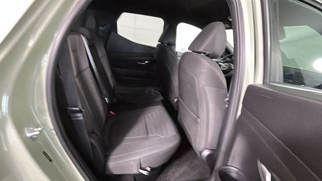 2025 Hyundai Santa Cruz SE - Photo 29