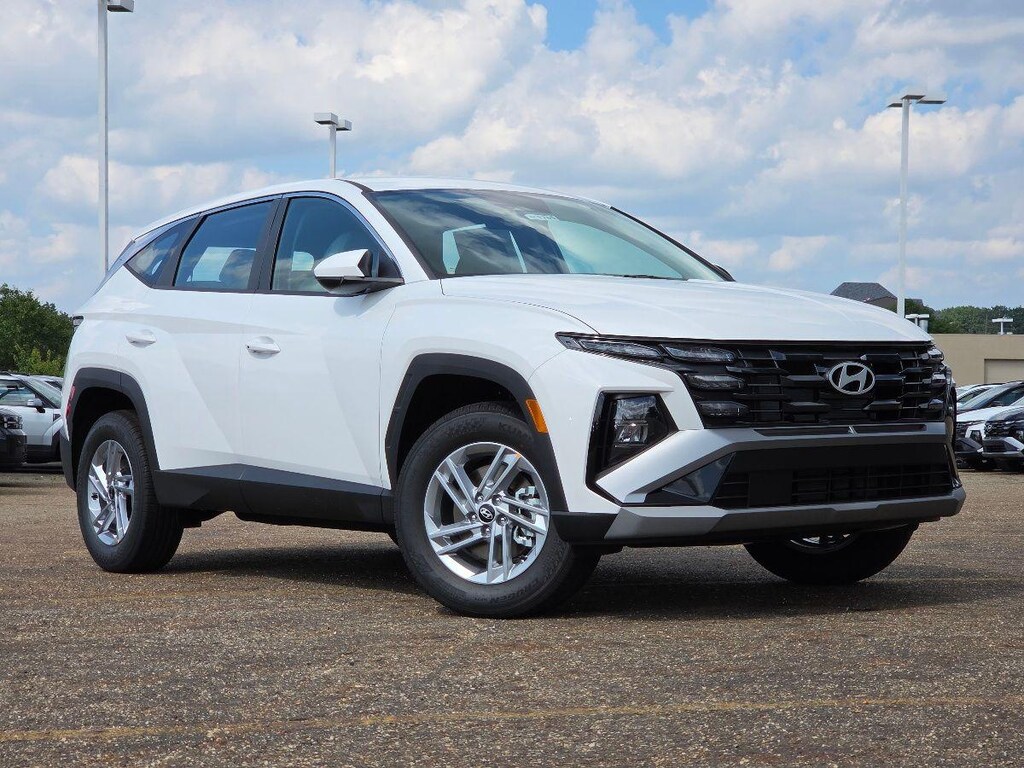 New 2026 Hyundai Tucson SE AWD SUV