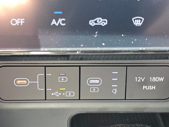 2025 Hyundai Santa Cruz Limited - Photo 10