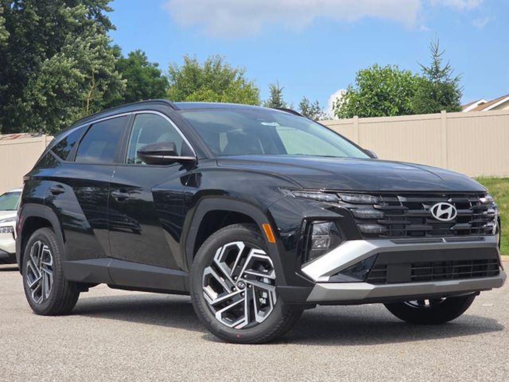 New 2026 Hyundai Tucson SEL Plus AWD SUV