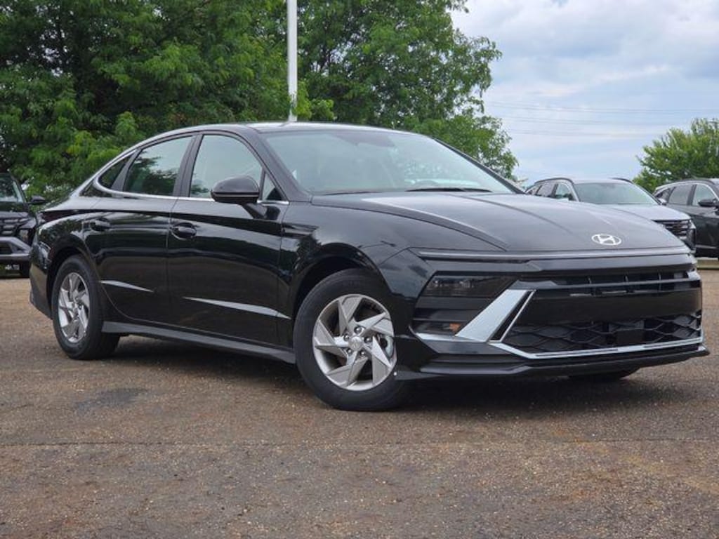 New 2026 Hyundai Sonata SE Sedan