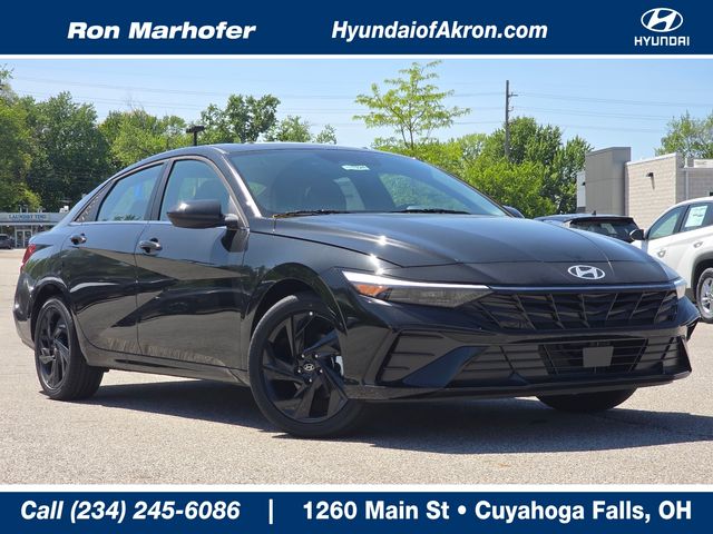 2026 Hyundai Elantra 2.0 SEL Sport Premium's photo