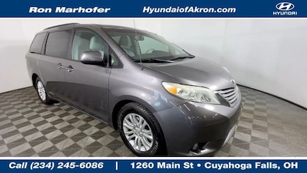 2012 Toyota Sienna XLE Minivan/Van