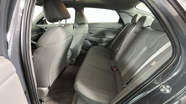 2024 Hyundai Elantra SEL - Photo 26