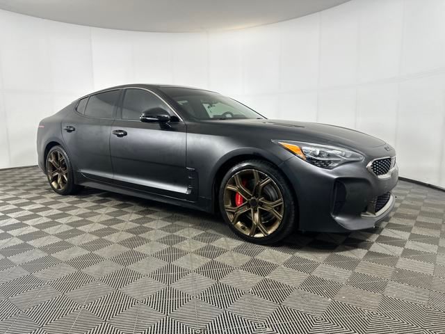 Used 2020 Kia Stinger GT1 with VIN KNAE45LC2L6079392 for sale in Cuyahoga Falls, OH