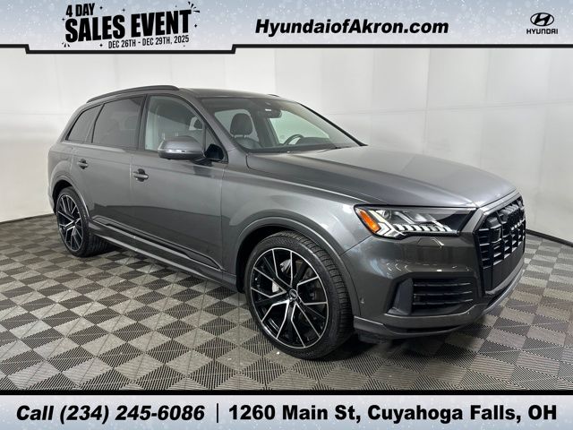 2021 Audi Q7 Prestige's photo