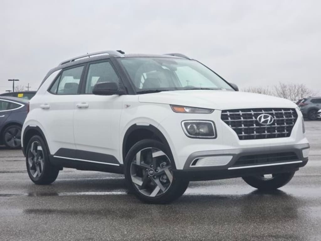 New 2026 Hyundai Venue SEL w/Two-Tone Roof SUV