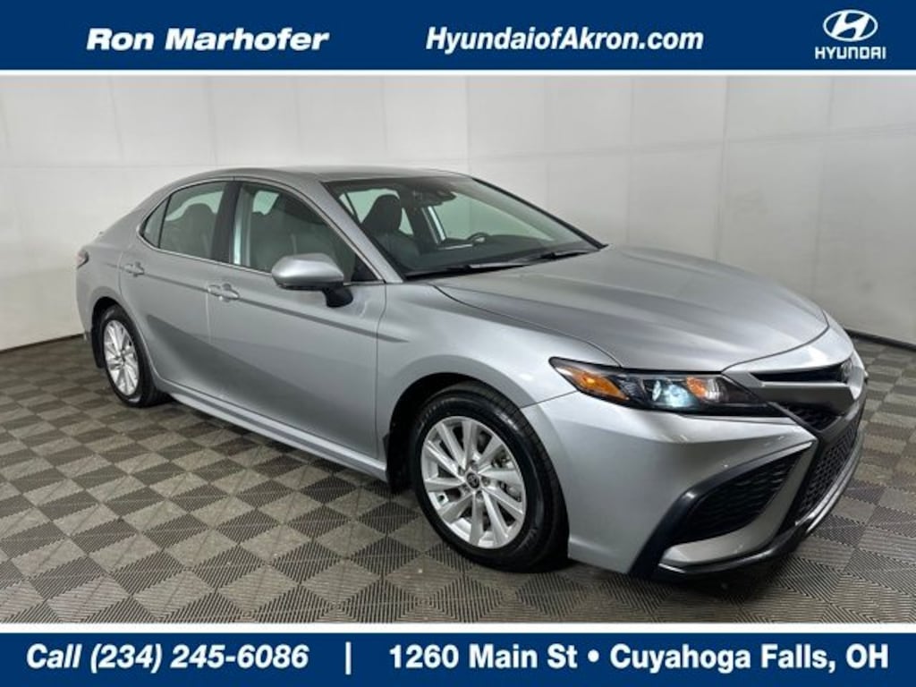 Used 2024 Toyota Camry SE Sedan