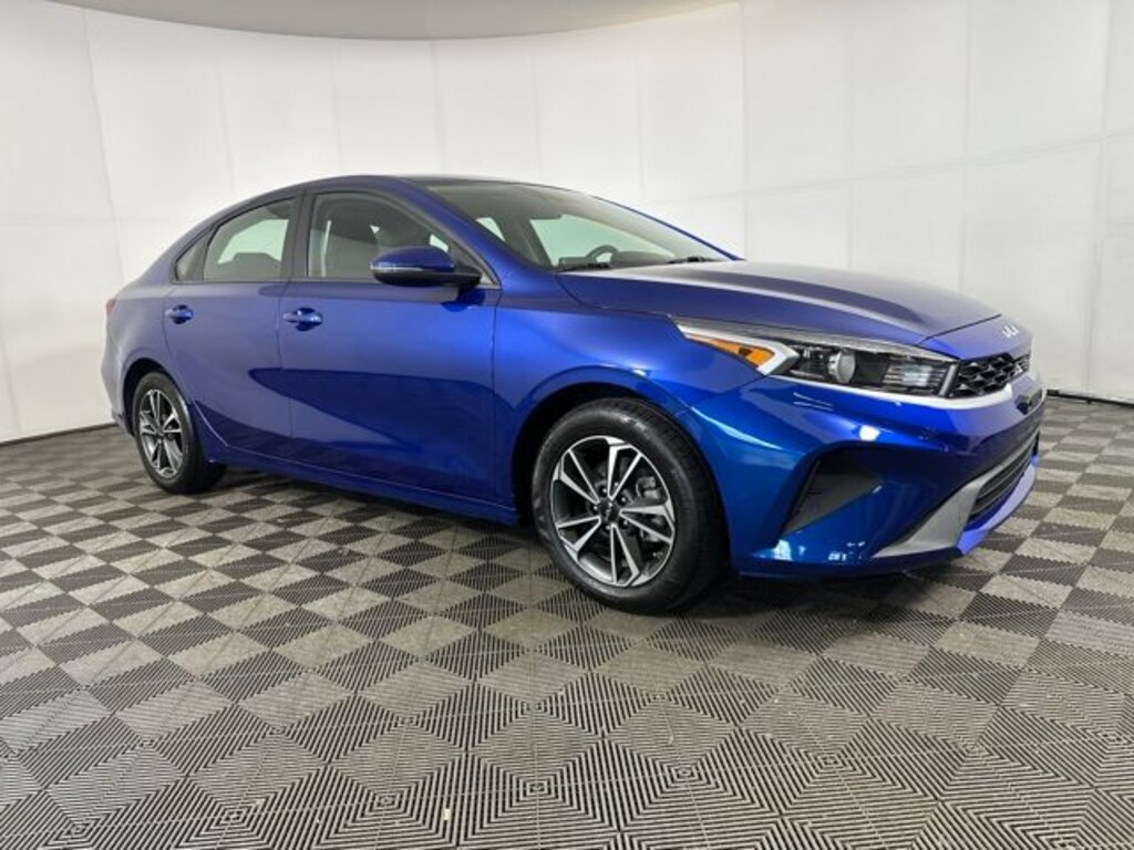 Used 2024 Kia Forte LXS Sedan