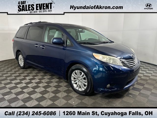 2011 Toyota Sienna XLE